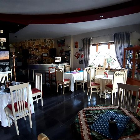 Hotel Villa Stone Dream Bar Restaurant Udenisht Екстер'єр фото