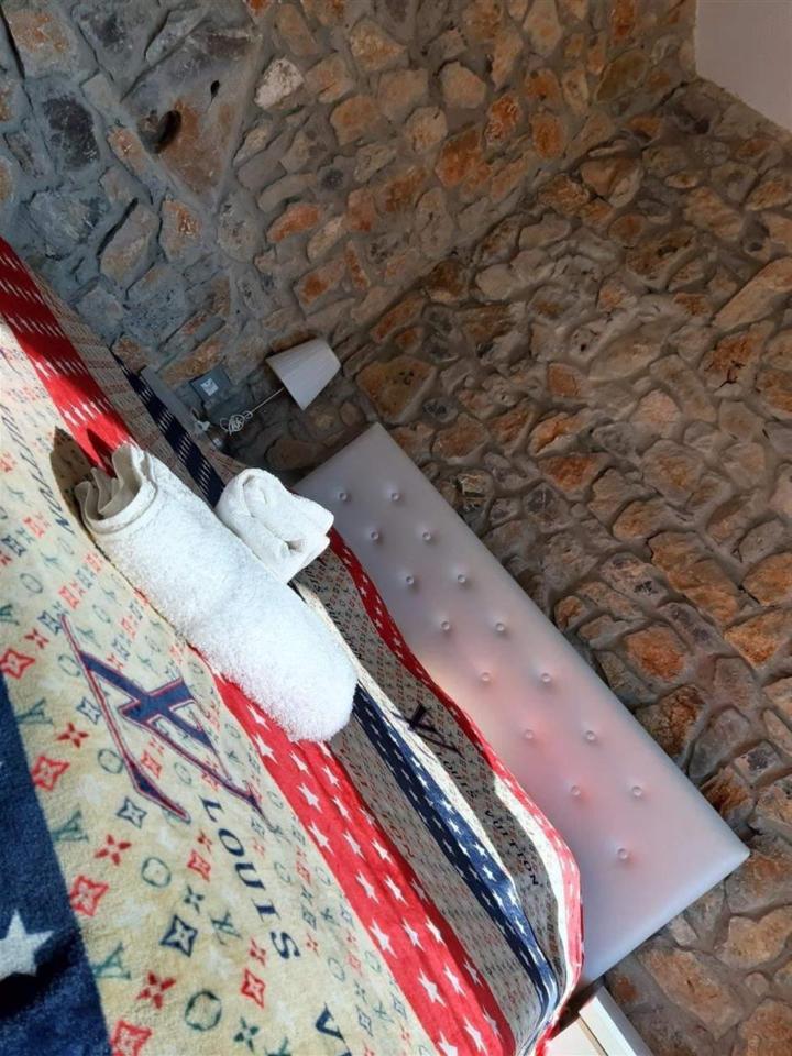 Hotel Villa Stone Dream Bar Restaurant Udenisht Екстер'єр фото